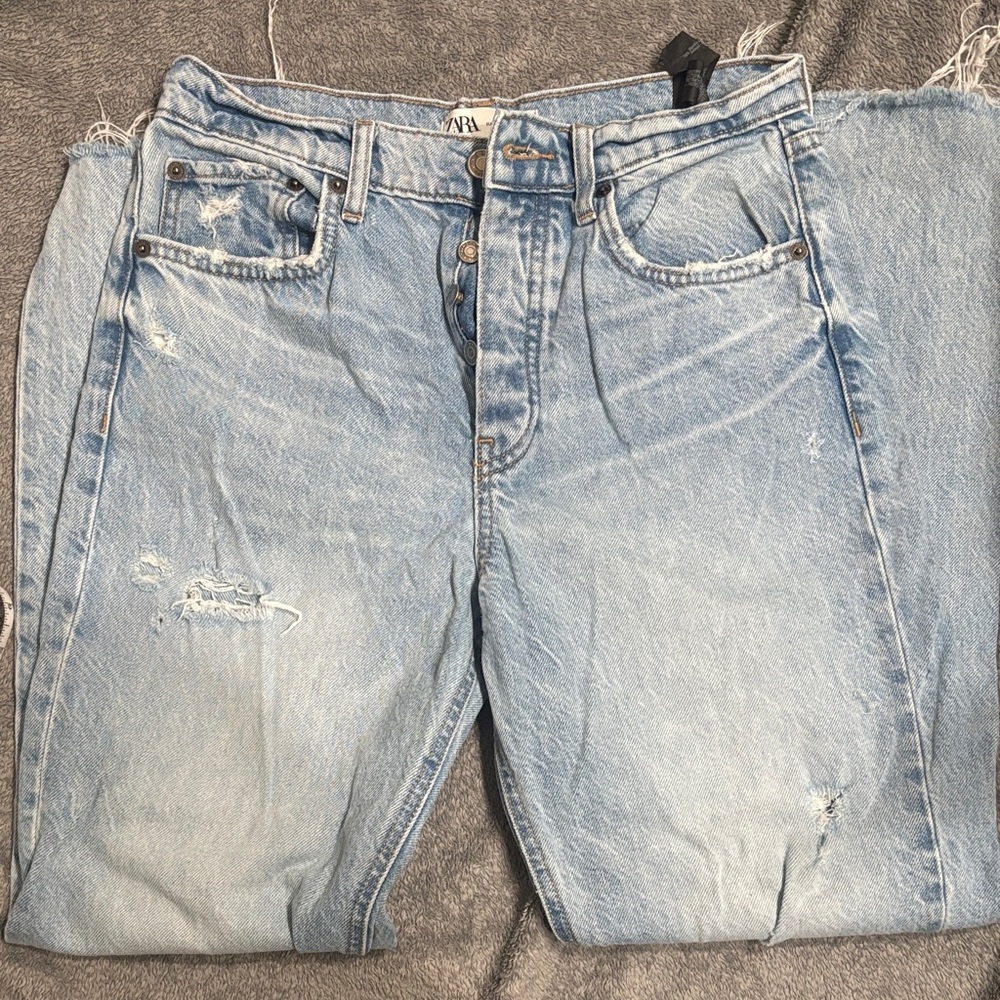 Zara Light Blue Relaxed Women's Jeans